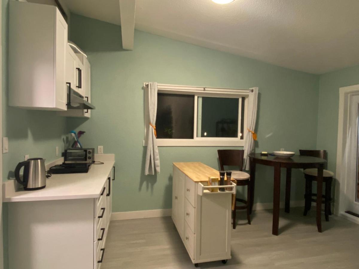 Hudson Homes Bnb Saanich Kültér fotó