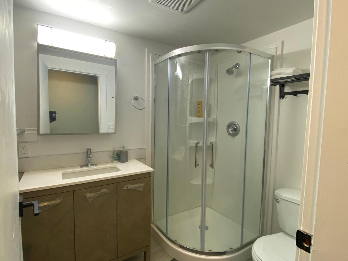 Hudson Homes Bnb Saanich Kültér fotó
