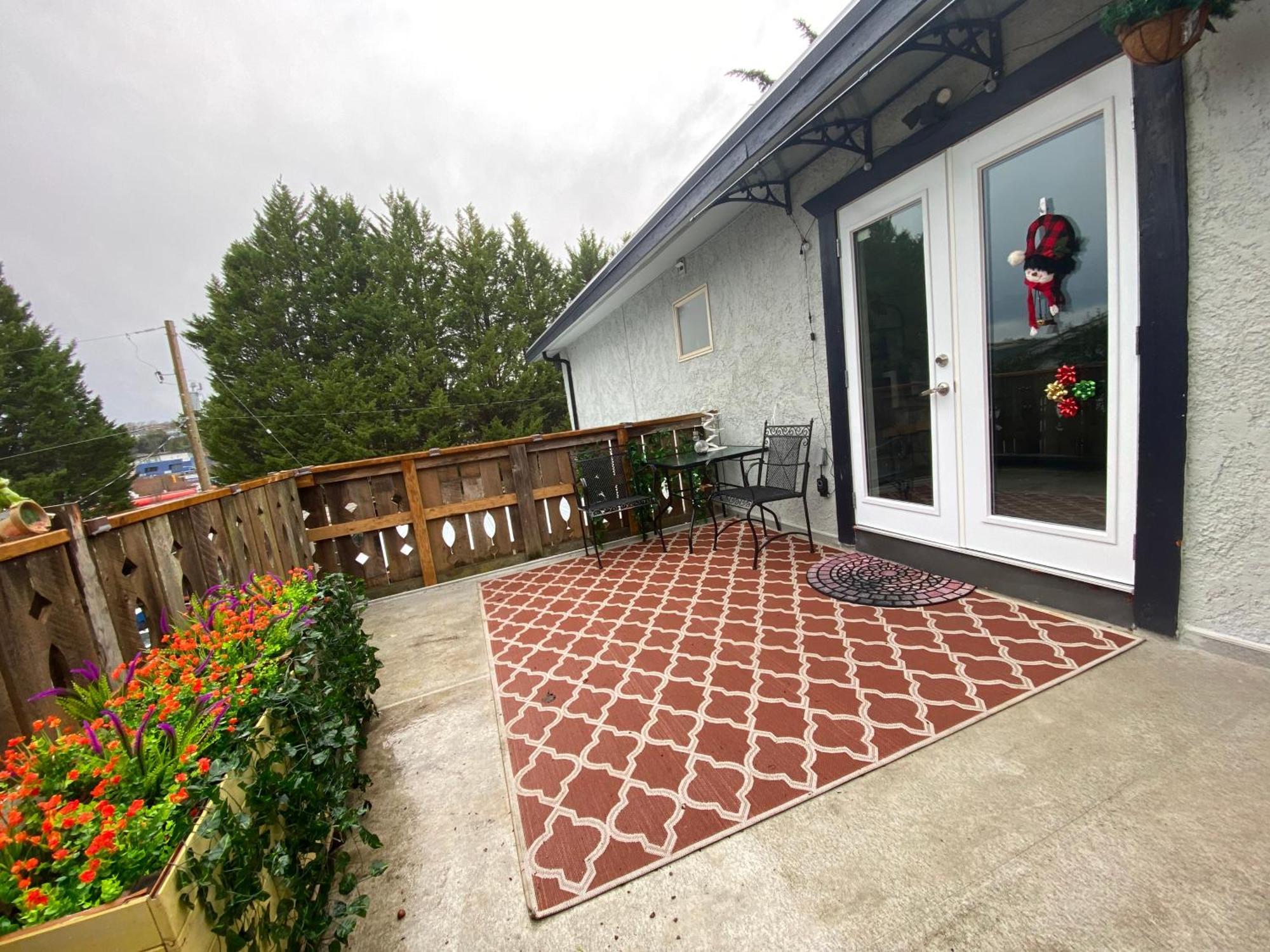 Hudson Homes Bnb Saanich Kültér fotó